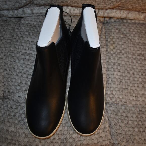 Sorel Black Out and About Waterproof Slip On Wedges Sneakers Size 7 New In Box - Picture 8 of 8